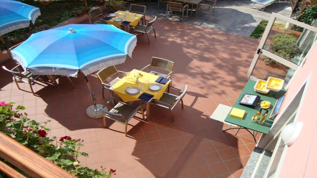 Hotel Ca' De Berna Balestrino Exterior photo