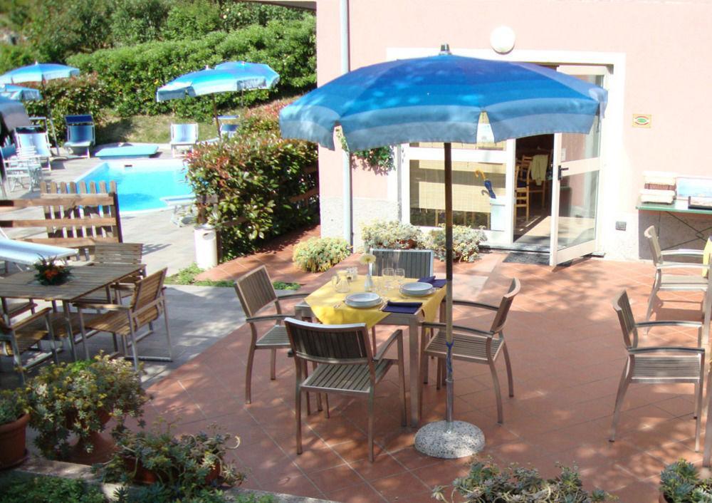 Hotel Ca' De Berna Balestrino Exterior photo